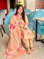 প্রিমিয়াম এমব্রয়ডারি থ্রি-পিস সেট - Image 5