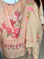 প্রিমিয়াম এমব্রয়ডারি থ্রি-পিস সেট - Image 6