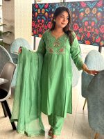 প্রিমিয়াম আড়ং কটন থ্রি-পিস কালেকশন - Image 3